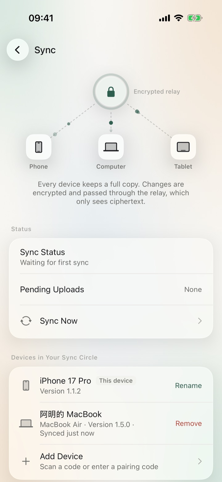 Sync: the encrypted relay diagram and the devices in the sync circle, this iPhone and 阿明的 MacBook, with options to rename, remove or add a device